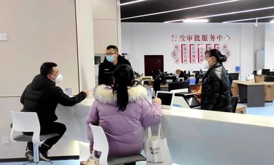 杞縣政務服務大廳 抓細節重創新，以人性化證照代辦服務暖民心